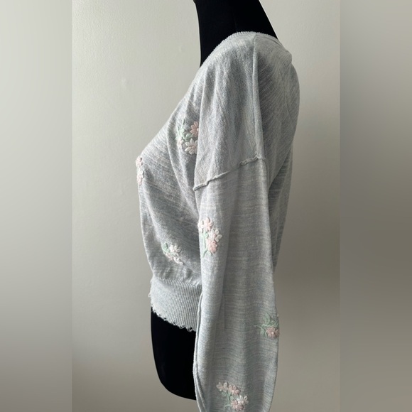 🦋WILDFOX Sweater - Picture 5 of 10